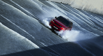 New with the legendary Spillway Climb  Range Rover Sport Debut
