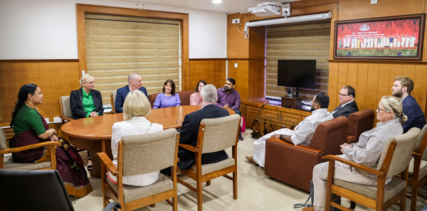 Health team from UK met with Minister Veena George