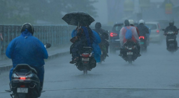 ഇടിമിന്നലോടുകൂടിയ മഴയ്ക്ക് സാധ്യത: ജാഗ്രതാ നിർദേശം