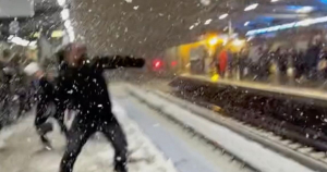 Due to the fall of snow, the train traffic was disrupted and the passengers wasted their time due to the snowfall