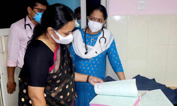 Minister Veena George visited the General Hospital without warning