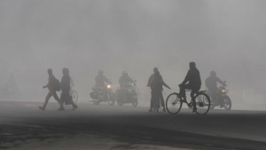 Heavy fog in North India; many road accidents