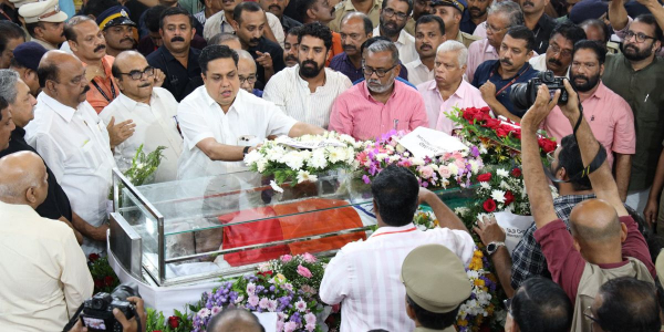 Former Chief Minister and senior CPM leader VS Achuthanandan passes away