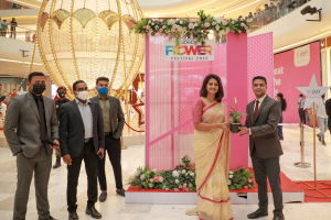 Lulu Flower Fest concludes; Actress Priyanka Nair inaugurated the closing ceremony of the fest
