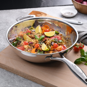 When cooking with a steel pot