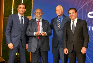 US - India Strategic Partnership Forum (USISPF) 2022 Lifetime Achievement Award to Shiv Nadar, Founder of HCL and Shiv Nadar Foundation