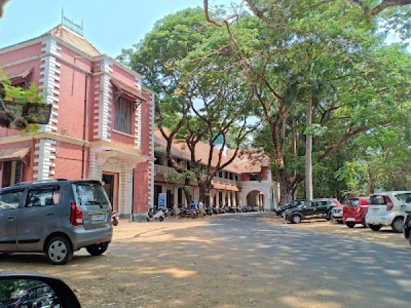 Thiruvananthapuram District Court premises are cleaned by employees and lawyers