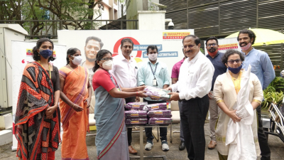 Manappuram Foundation pays tribute to Valappad Grama Panchayat Ashaworkers